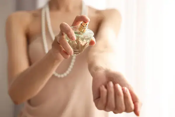 Exploring the Best Outlets for Perfume in Singapore